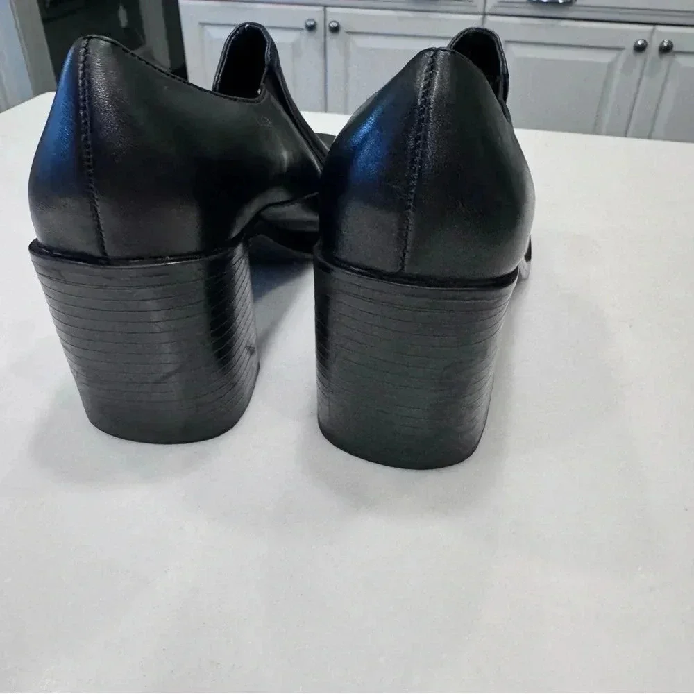 Aeropostale Gillian’s Women’s Black Leather Slip On Loafers Square Toe Size 7.5